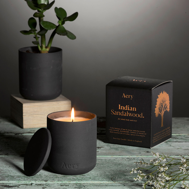 Indian Sandalwood Candle - Sandalwood, Pink Pepper & Tonka