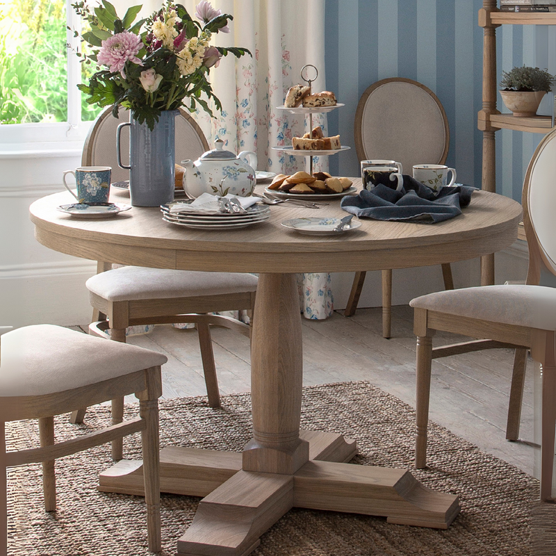 Wellington Oak Round Dining Table