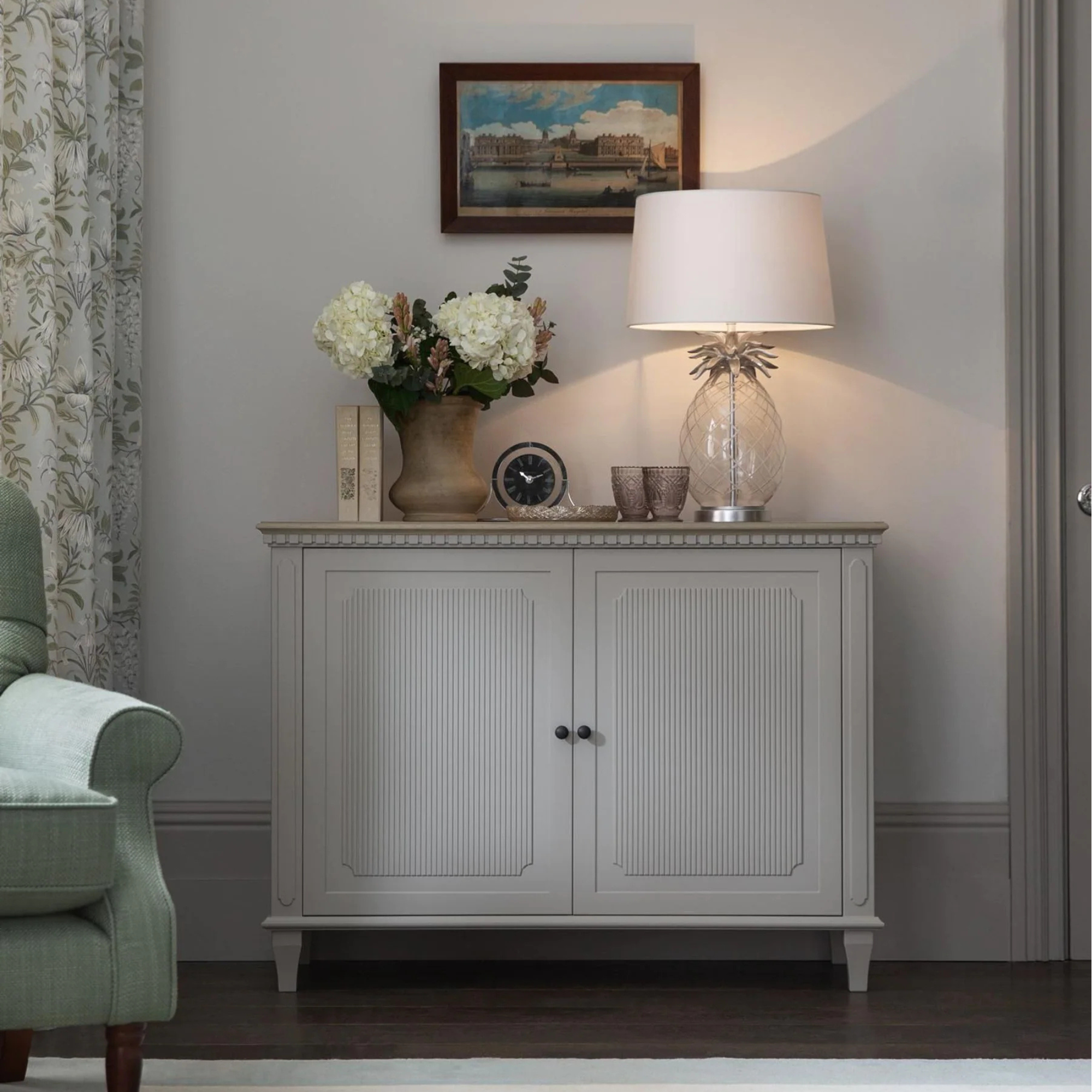 Hanover Pale French Grey 2 Door Sideboard